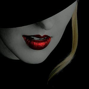 Meet your Posher, Nora